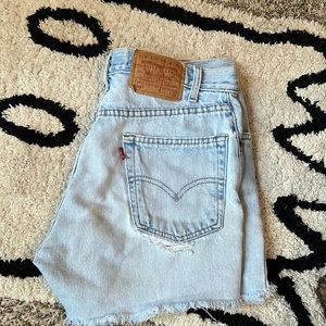 Levi’s 501 light washed Jean shorts